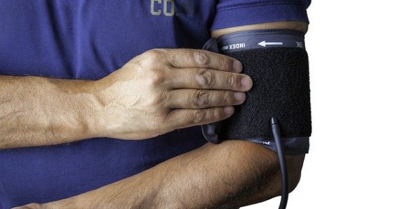 Jak przebiega tlenoterapia hiperbaryczna i co leczy? Poradnik