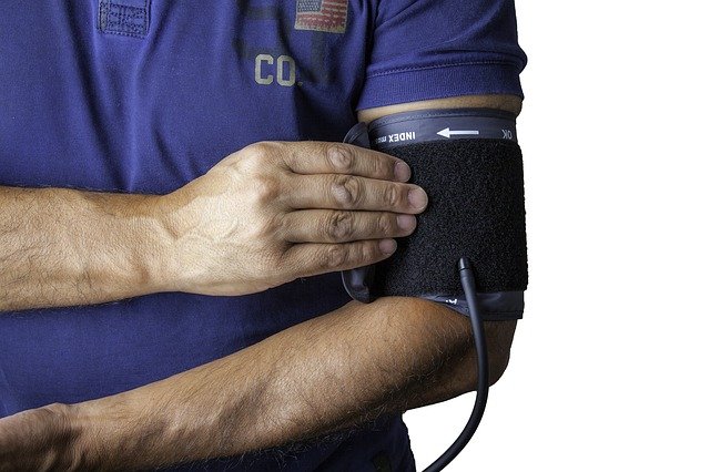 Jak przebiega tlenoterapia hiperbaryczna i co leczy? Poradnik